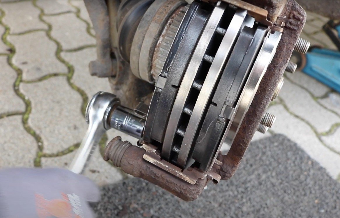 New disc brakes being installed by a mobile mechanic in Santa Ana, CA.